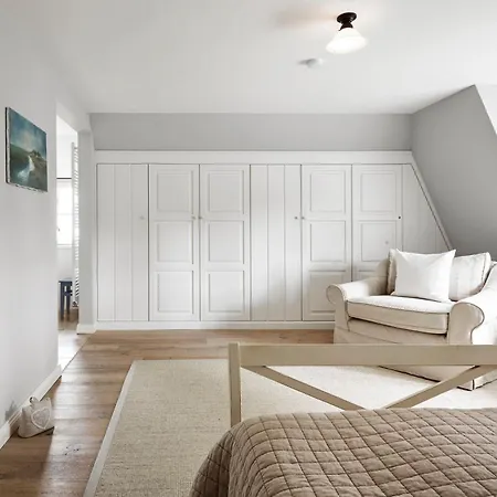 Semesterbostad Reethaus Nieblum